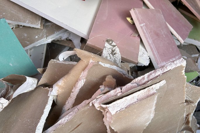 Wohin mit Gips, Gipskarton und Trockenbauplatten?